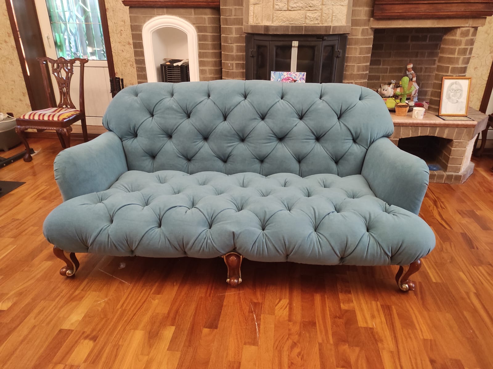 Перетяжка дивана. Неман