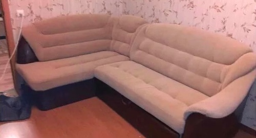 Перетяжка углового дивана. Неман